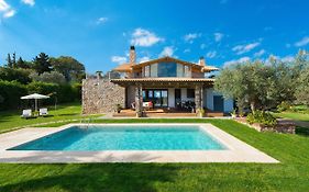 Blue & Green View Villa